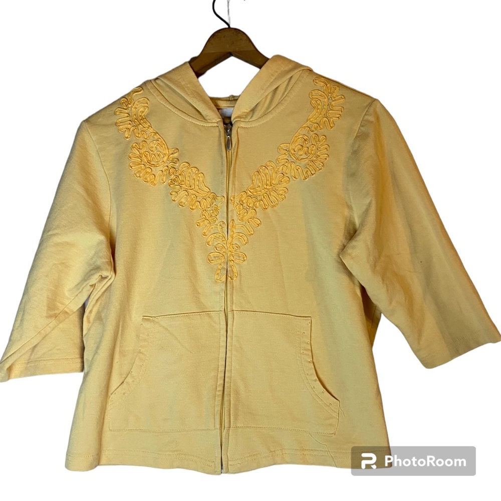 Iactive yellow ladies ruffled jeweled long sleeve zip up petite large